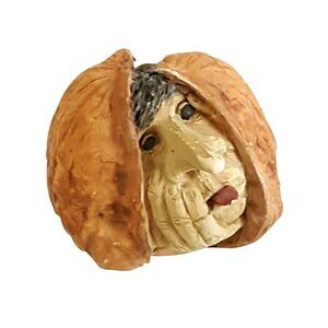 Clare craft disc world Nutcase men walnut figurines England Resin Fantasy Troll